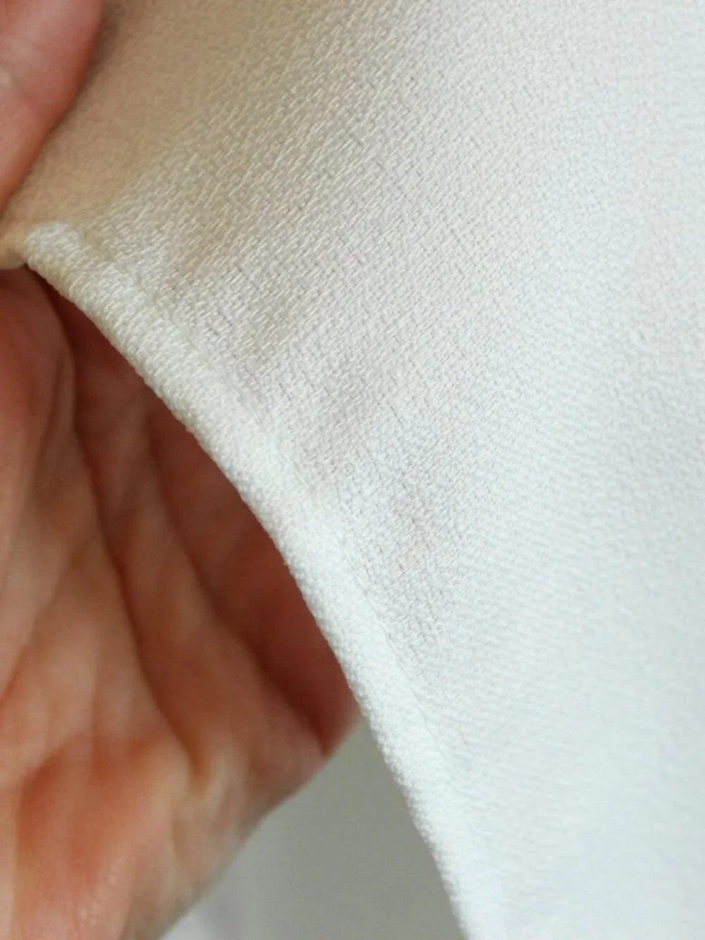 Vintage 1980s 1990s Tablecloth, English White Damask Rectangular, 53